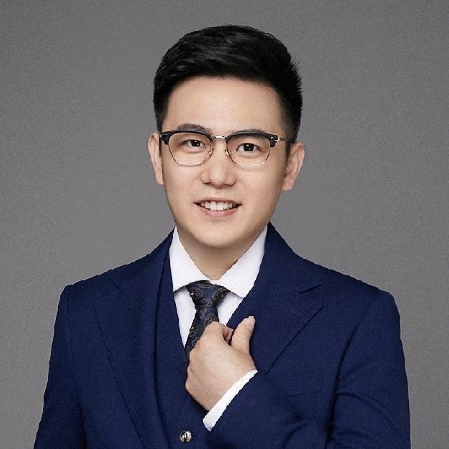 李健老师照片